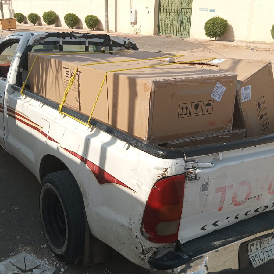 وانيت نقل عفش اثاث بالرياض 0537952071