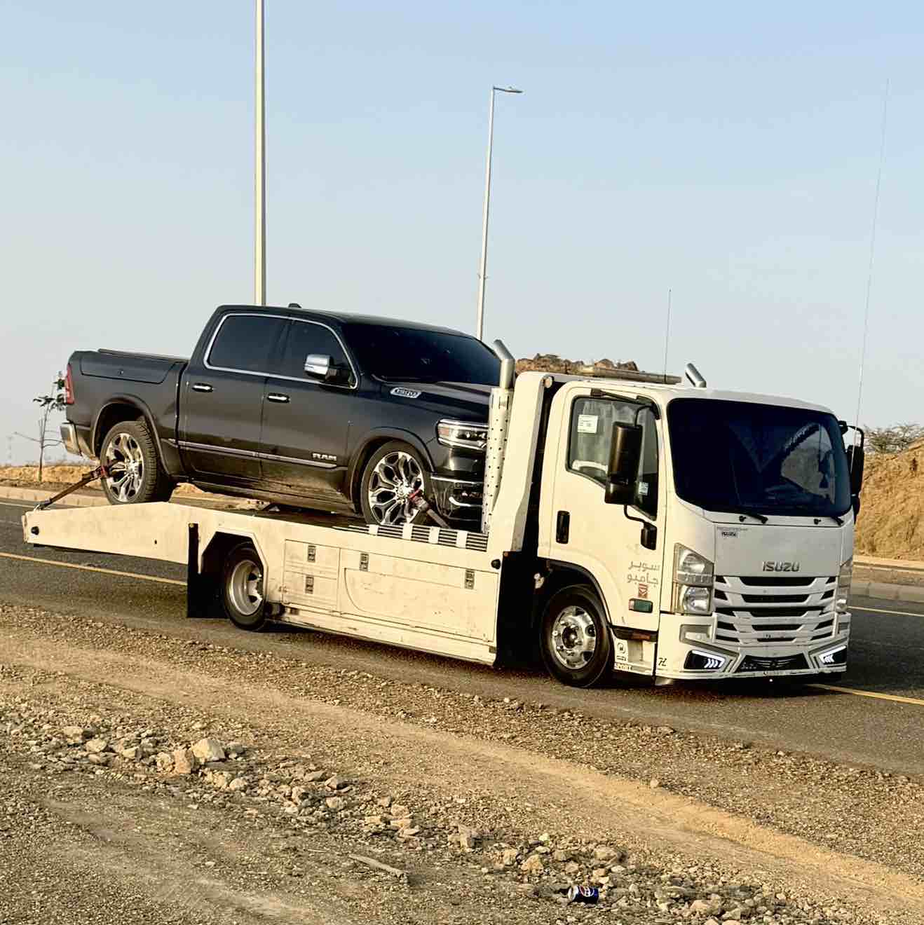 سطحه لنقل السيارات والدراجات النارية - Image 2