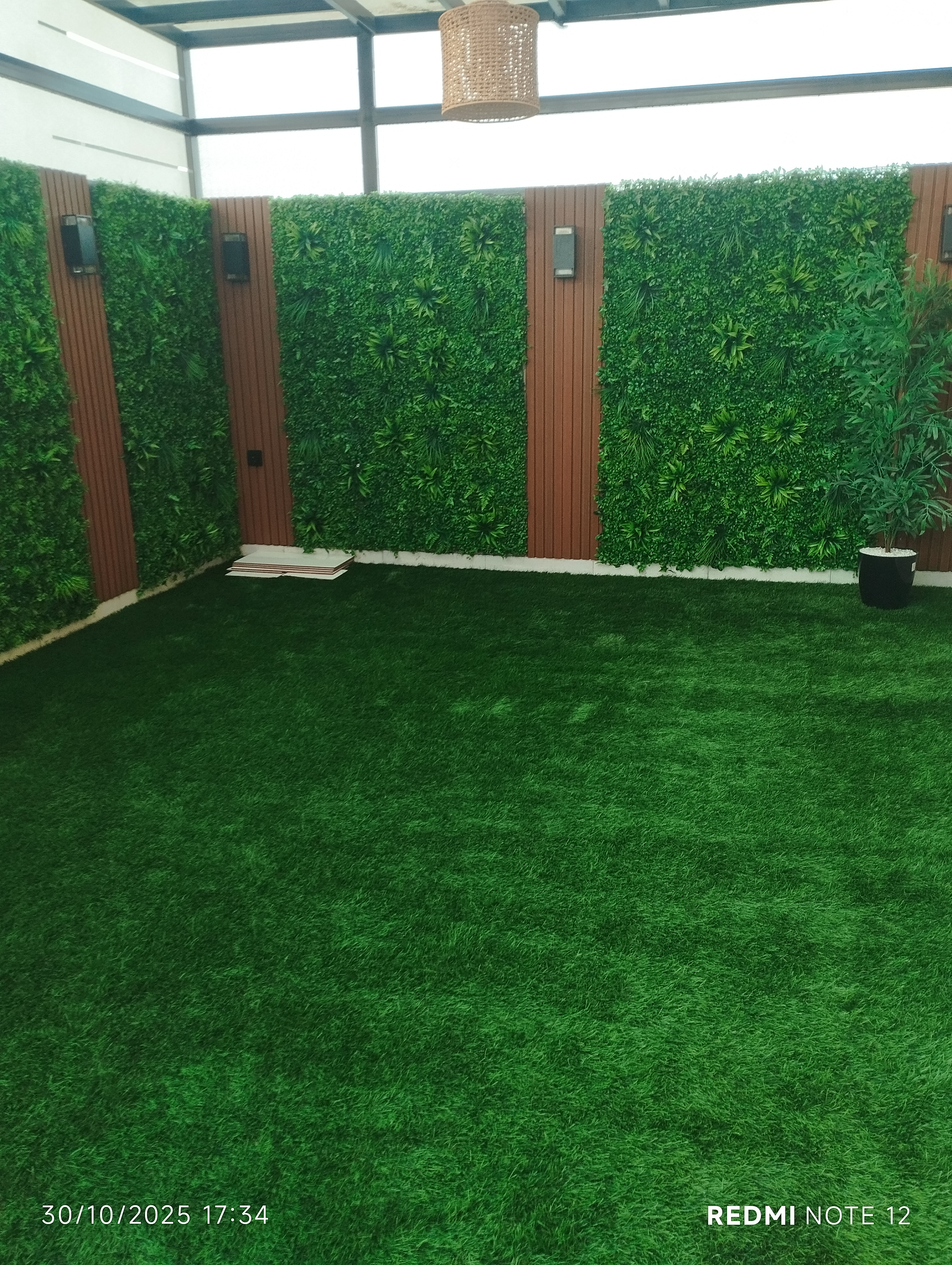 خدمات نظافة عامه  ومكافحة حشرات - Image 2