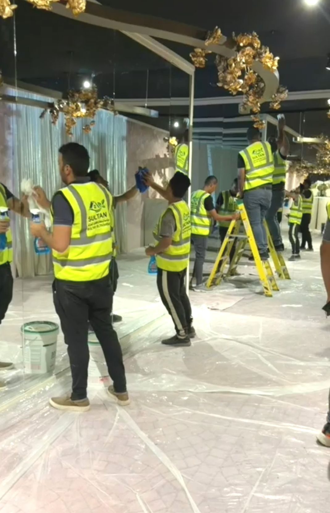 شركة تنظيف منازل بالرياض تنظيف الفلل تنظيف الشقق والأثاث - Image 2