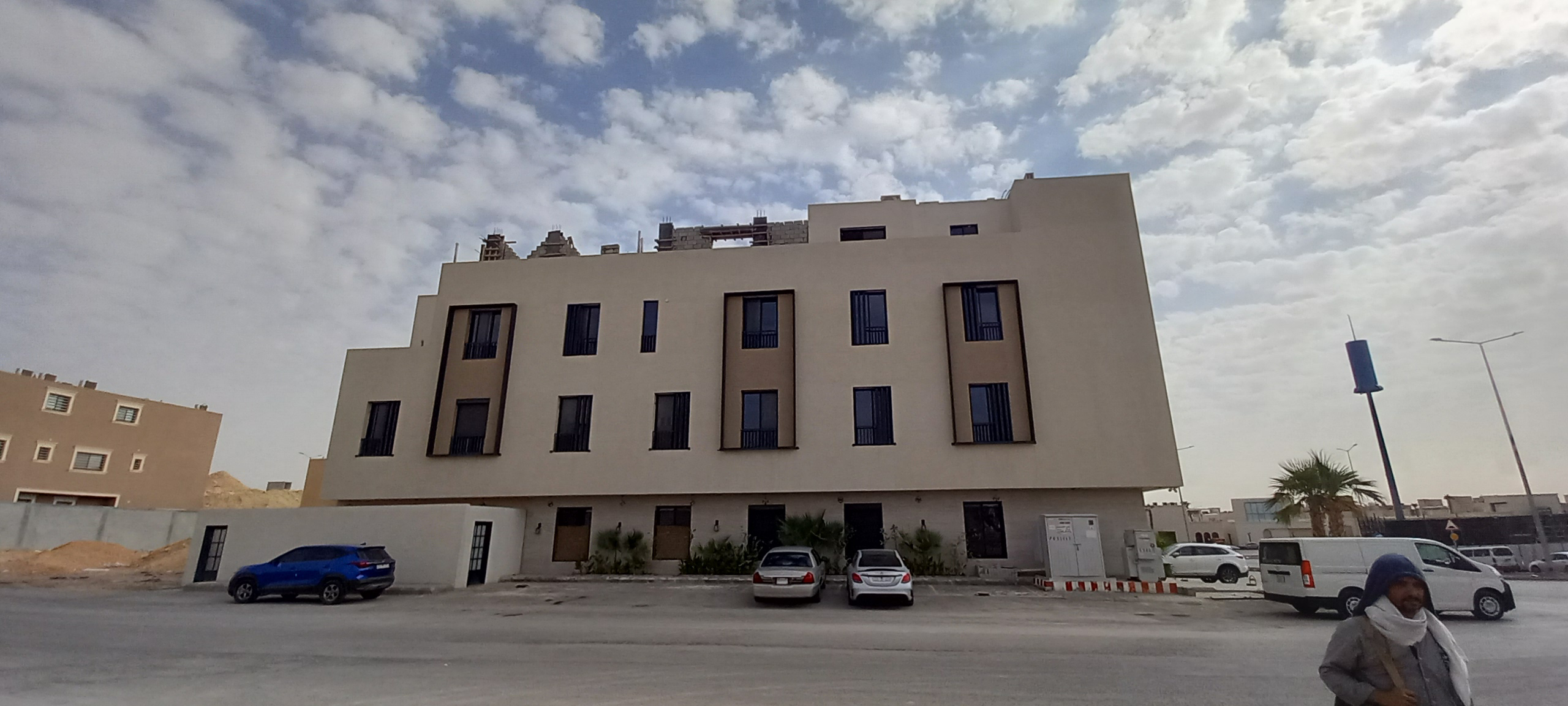 مقاول عام