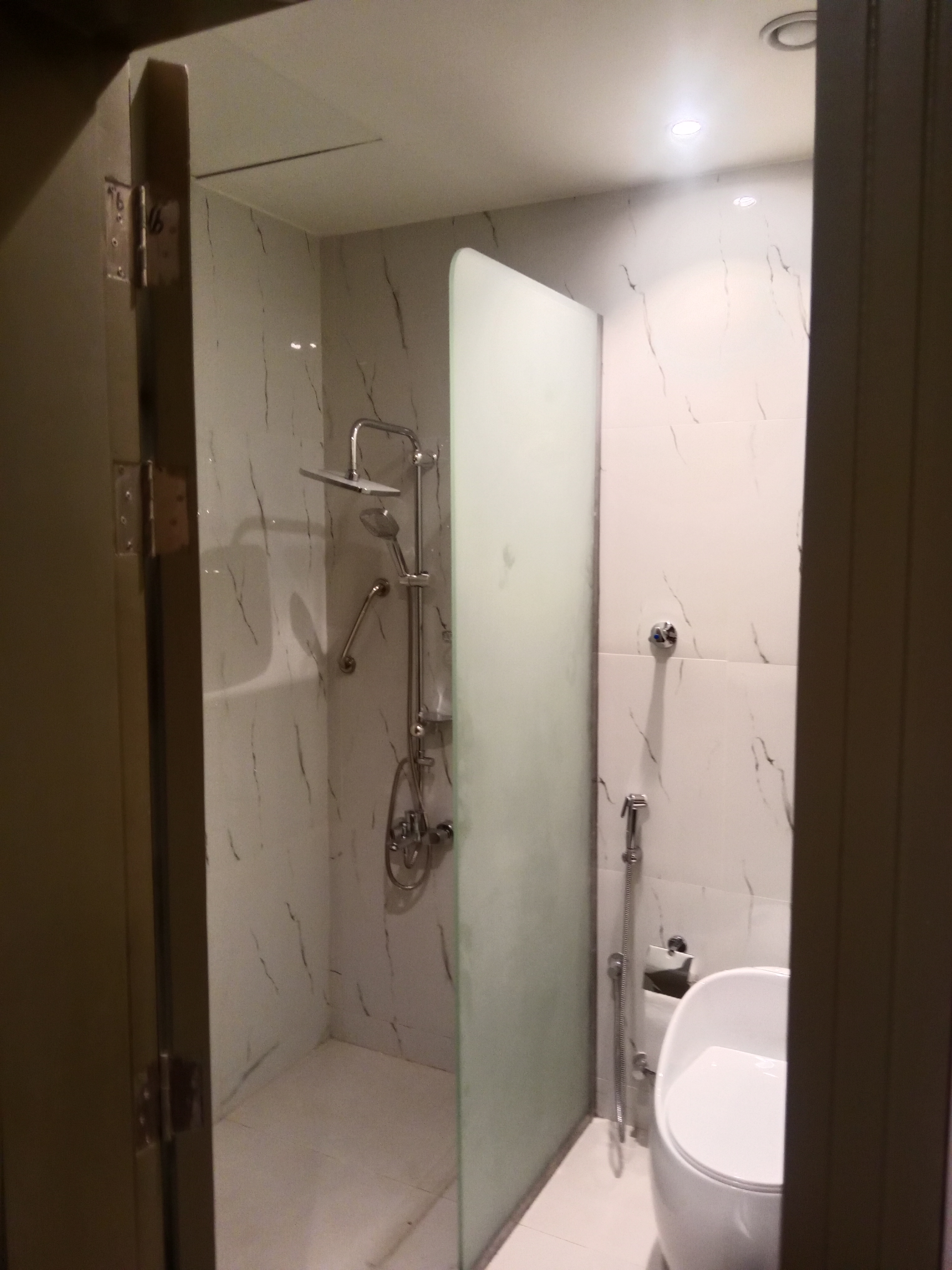 زجاج سكريت ومريات شوارت - Image 3