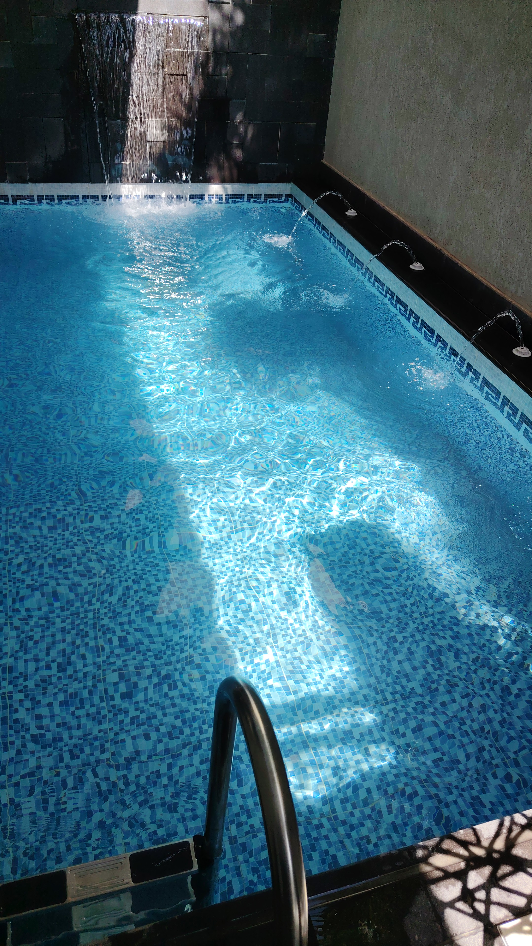 صيانة مسابح بالرياض تنظيف مسابح فني مسابح - Image 3