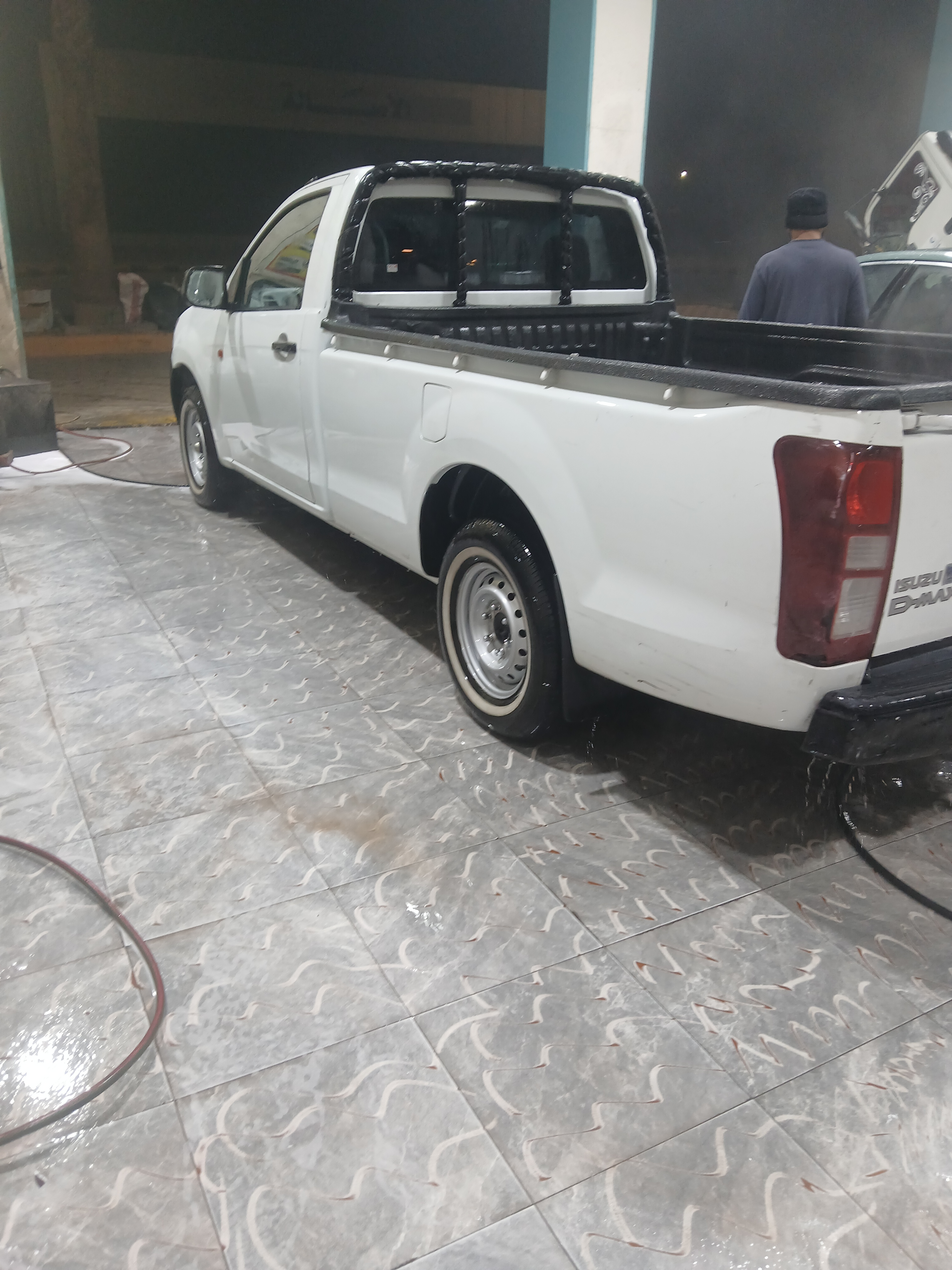 ونيت نقل عفش داخل وخارج الرياض