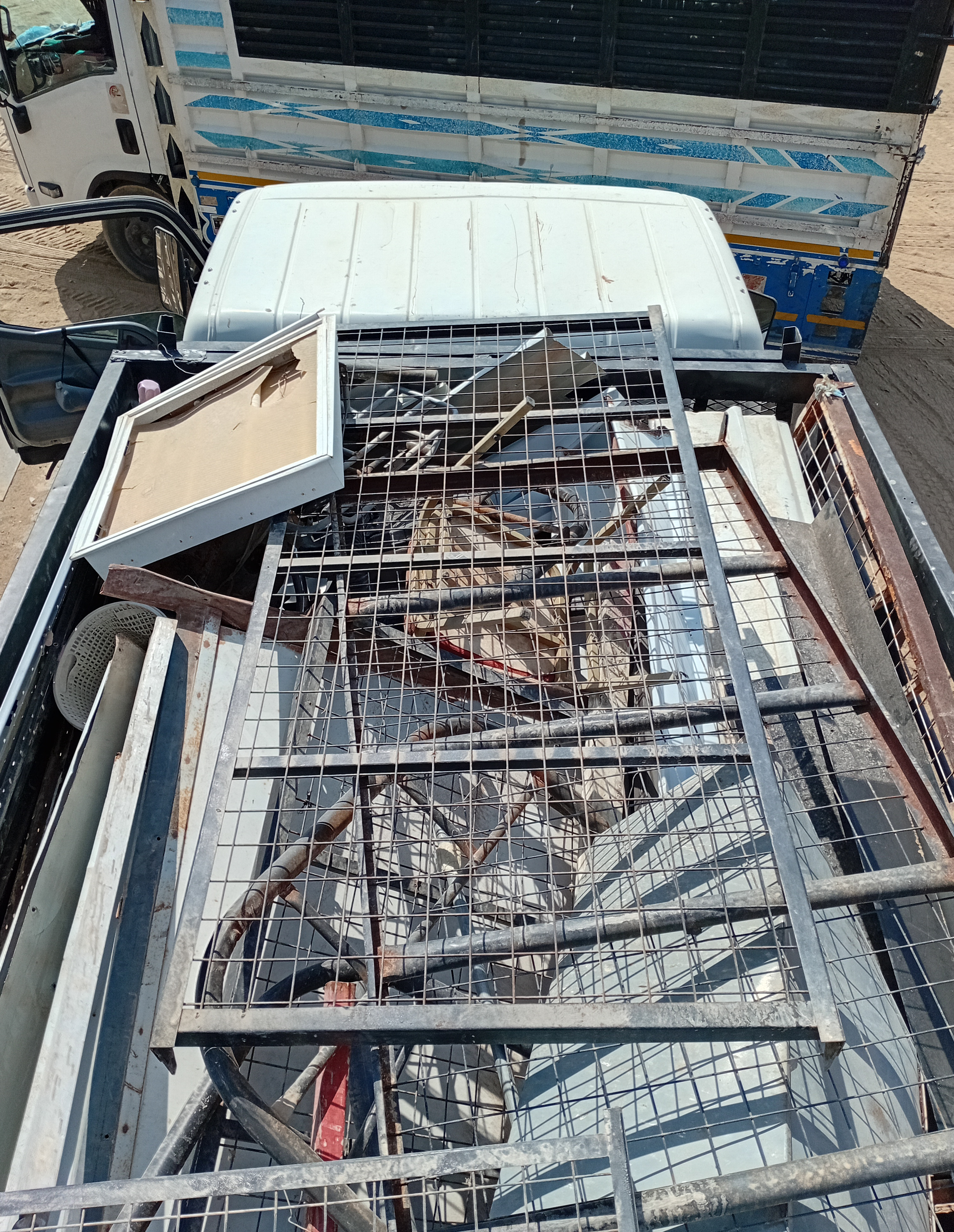 نشتري  سكراب في الرياض بجميع أنواعه نقل سكراب - Image 2