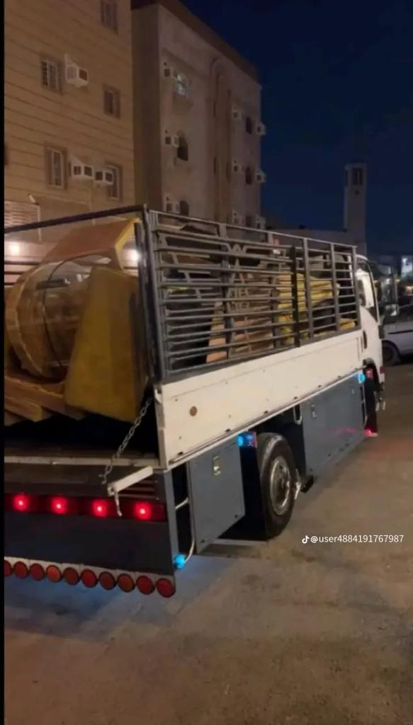 دينا طش اثاث قديم بالرياض 0507019022