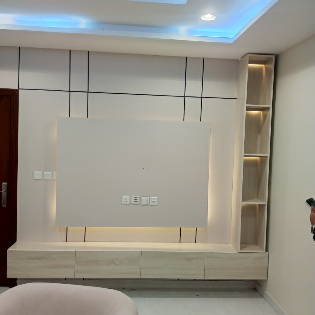 فني ديكورات وجميع انواع الدهانات جده - Image 2