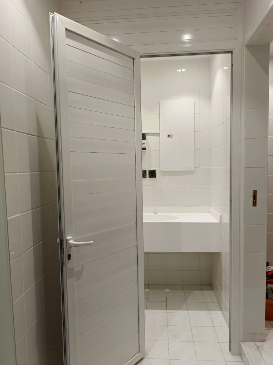 تفصیل أبواب نوافذ المنيوم وزجاج سكريت - Image 2