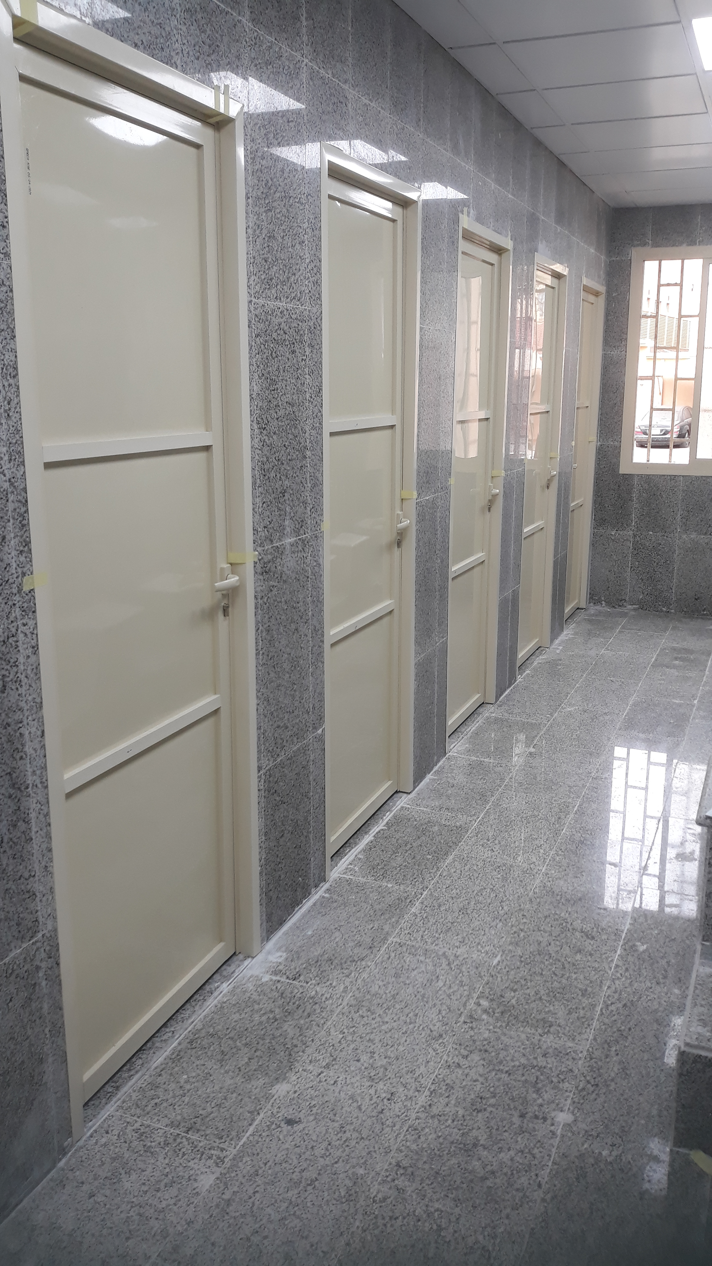 تفصیل أبواب نوافذ المنيوم وزجاج سكريت - Image 7