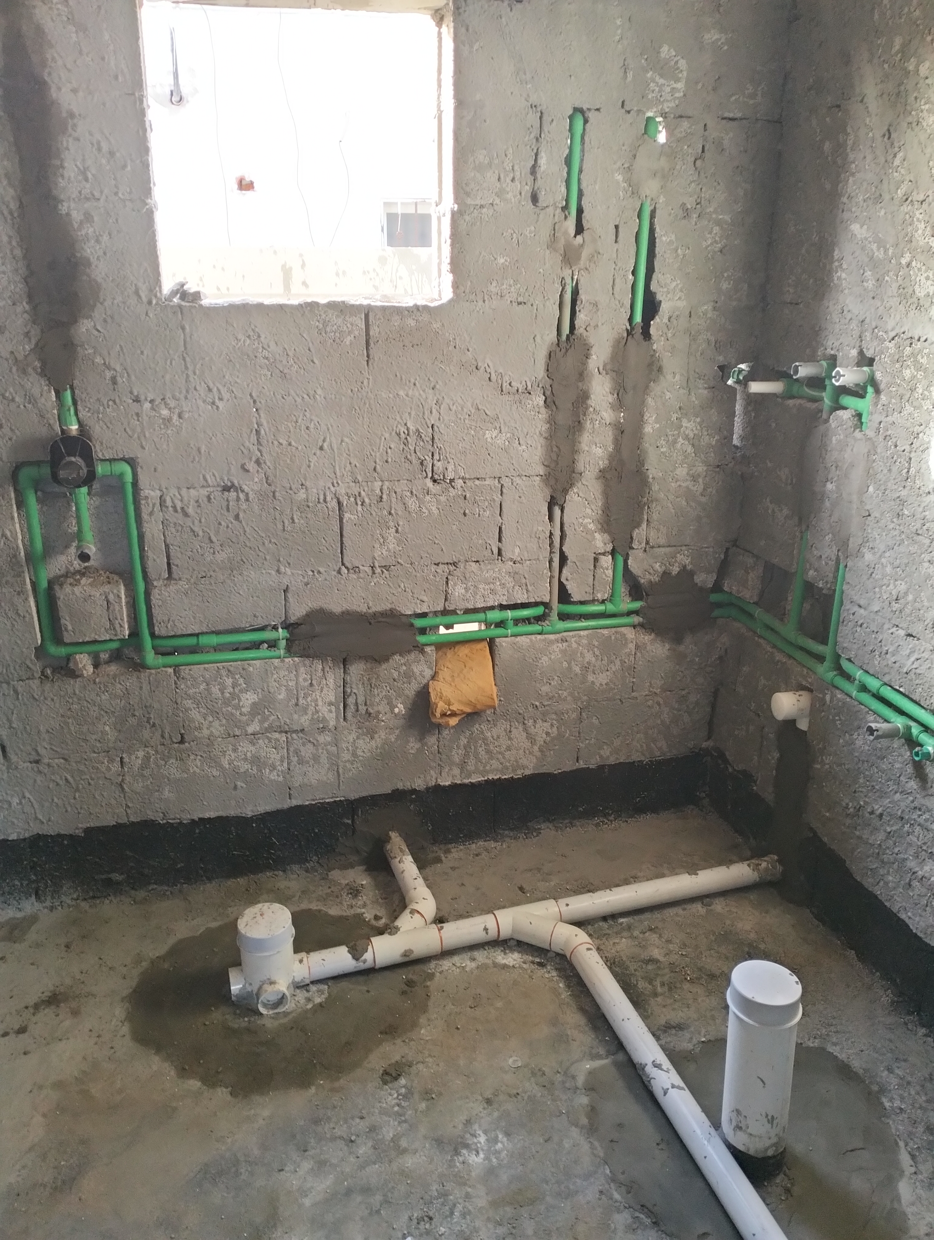 سباك لدى الدمام والخبر ابو عادل - Image 2