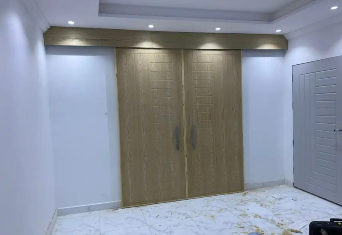 نجار أبواب بجده لجميع أعمال النجاره والديكور وغرف نوم وصيانه - Image 9