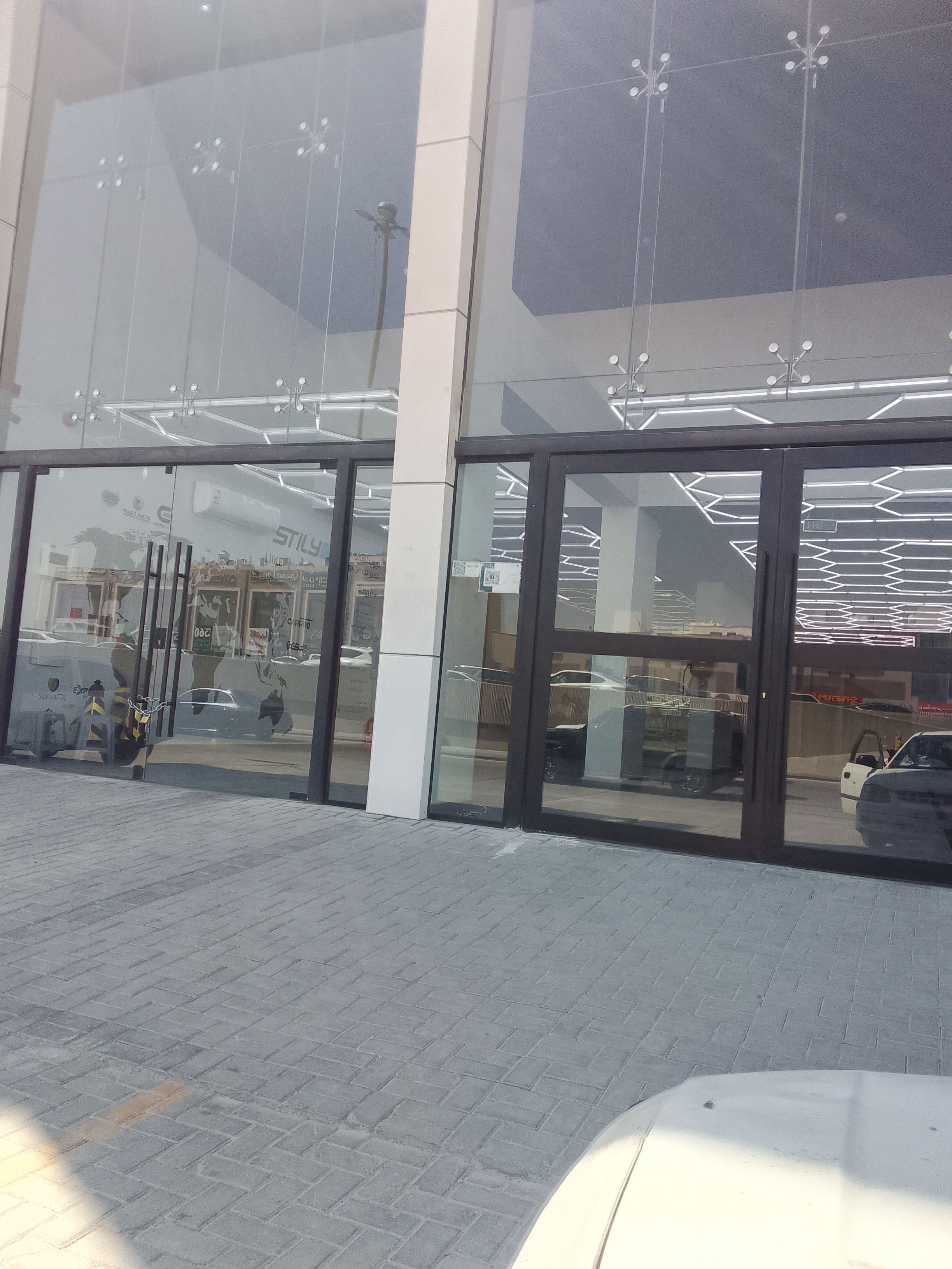 زجاج سكريت - Image 8