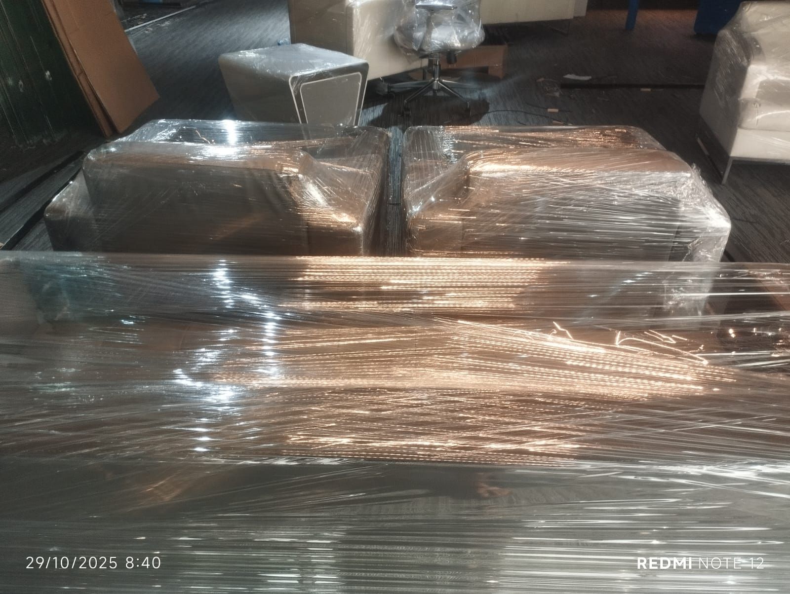 الاسطول الذهبي لنقل العفش بمكة - Image 15